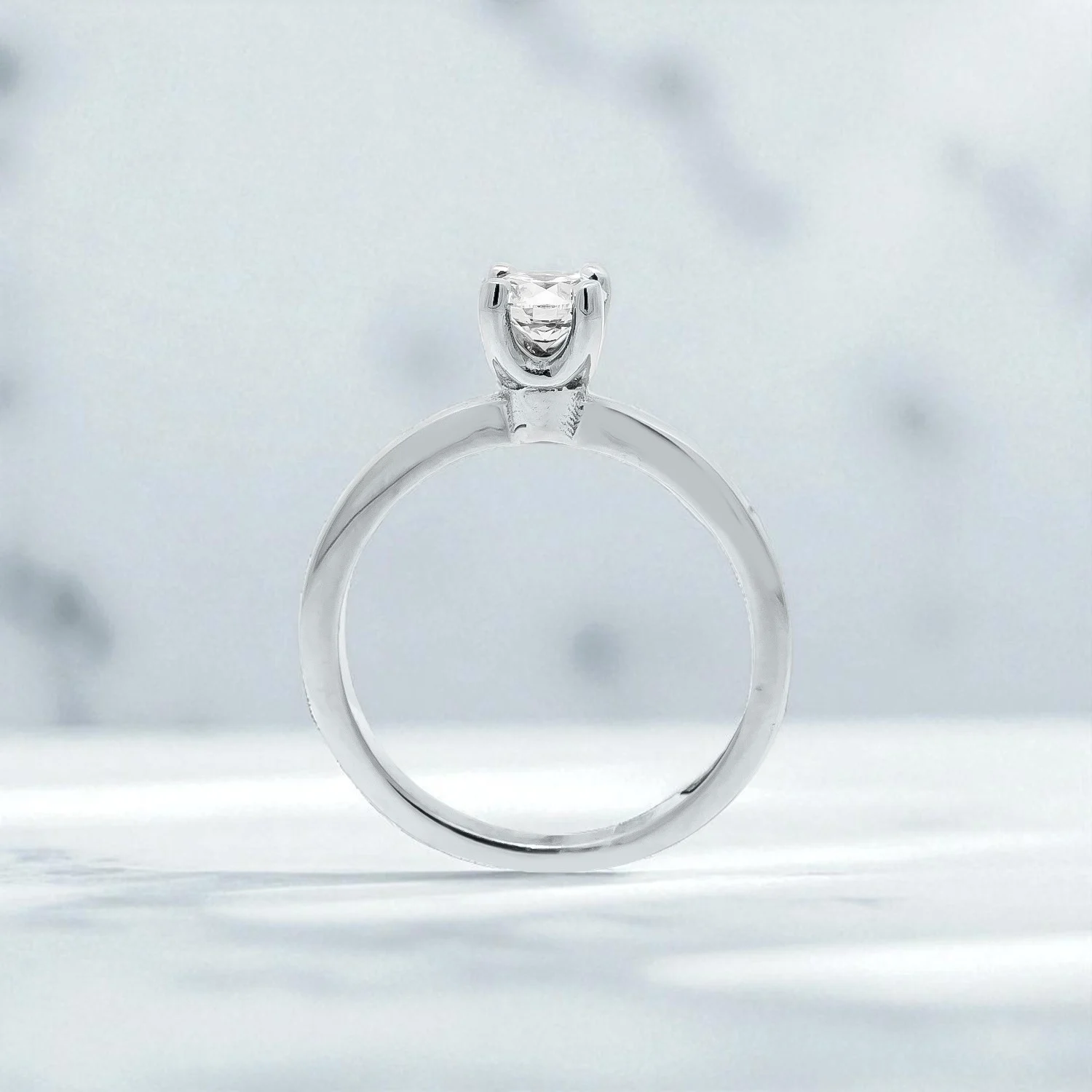 Μονόπετρο Δαχτυλίδι Αρραβώνα 18Κ με Διαμάντι