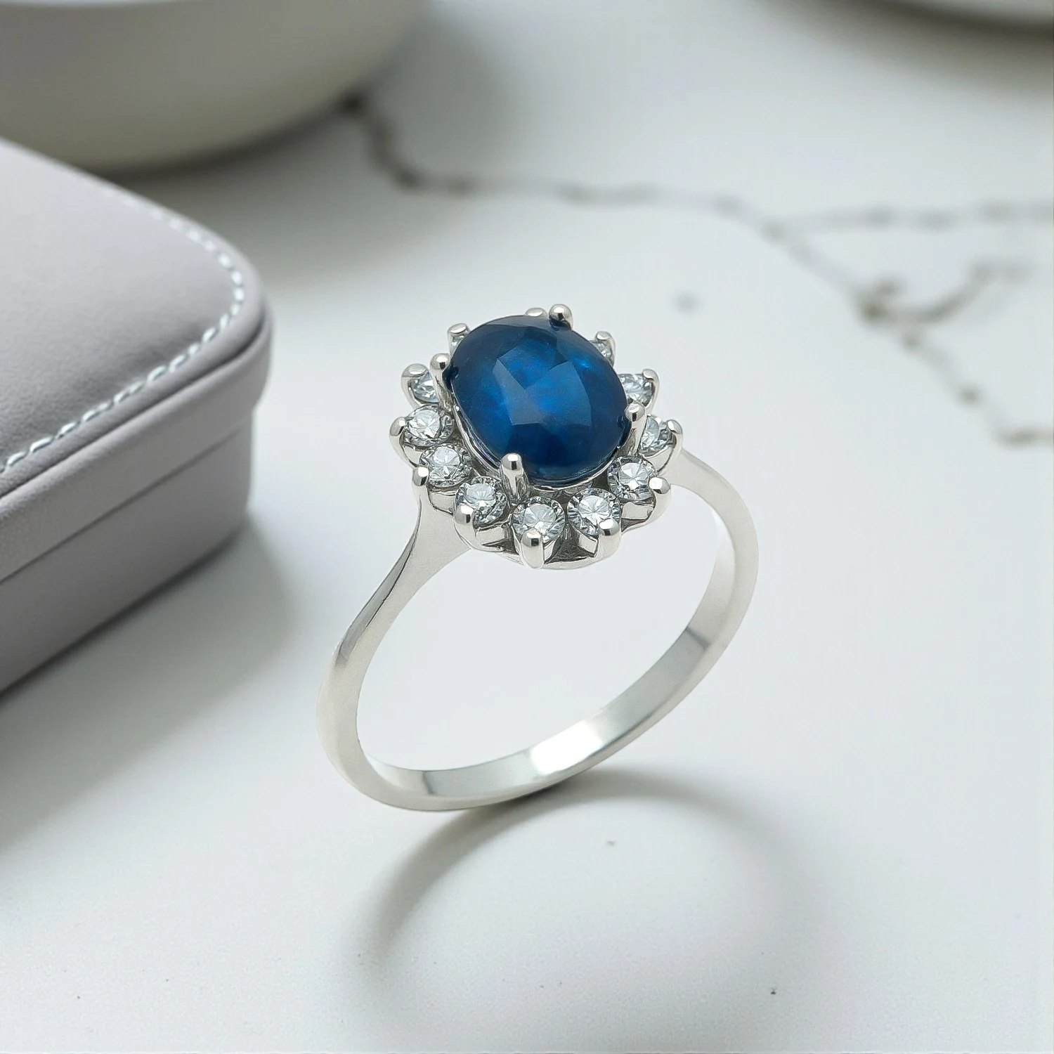 Λευκόχρυσο Δαχτυλίδι Αρραβώνα 18Κ με Μπλε Ζαφείρι