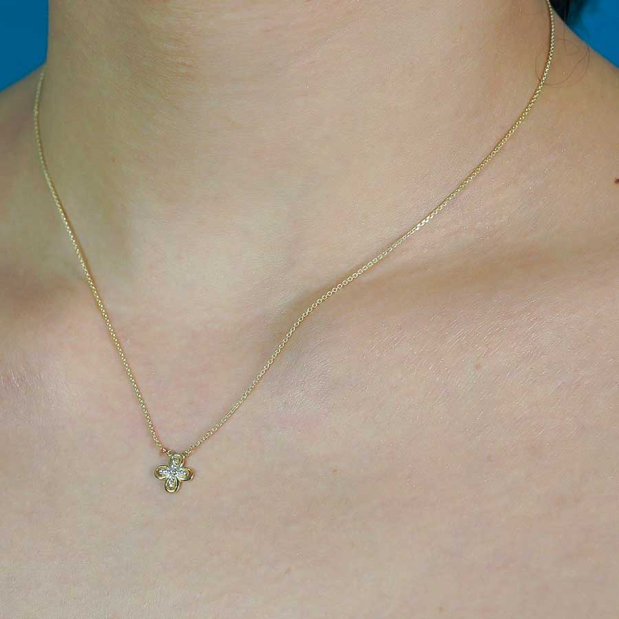 Χρυσό Κολιέ με Σταυρό